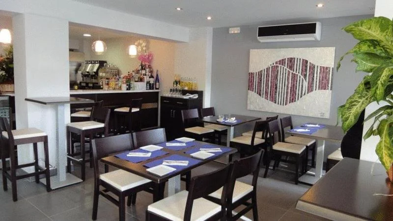 Discover the Comfort and Convenience of Hotel Avenida 31