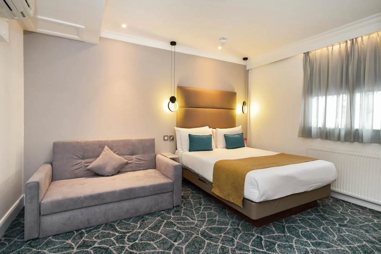 Experience Luxury at Queens Park Hotel